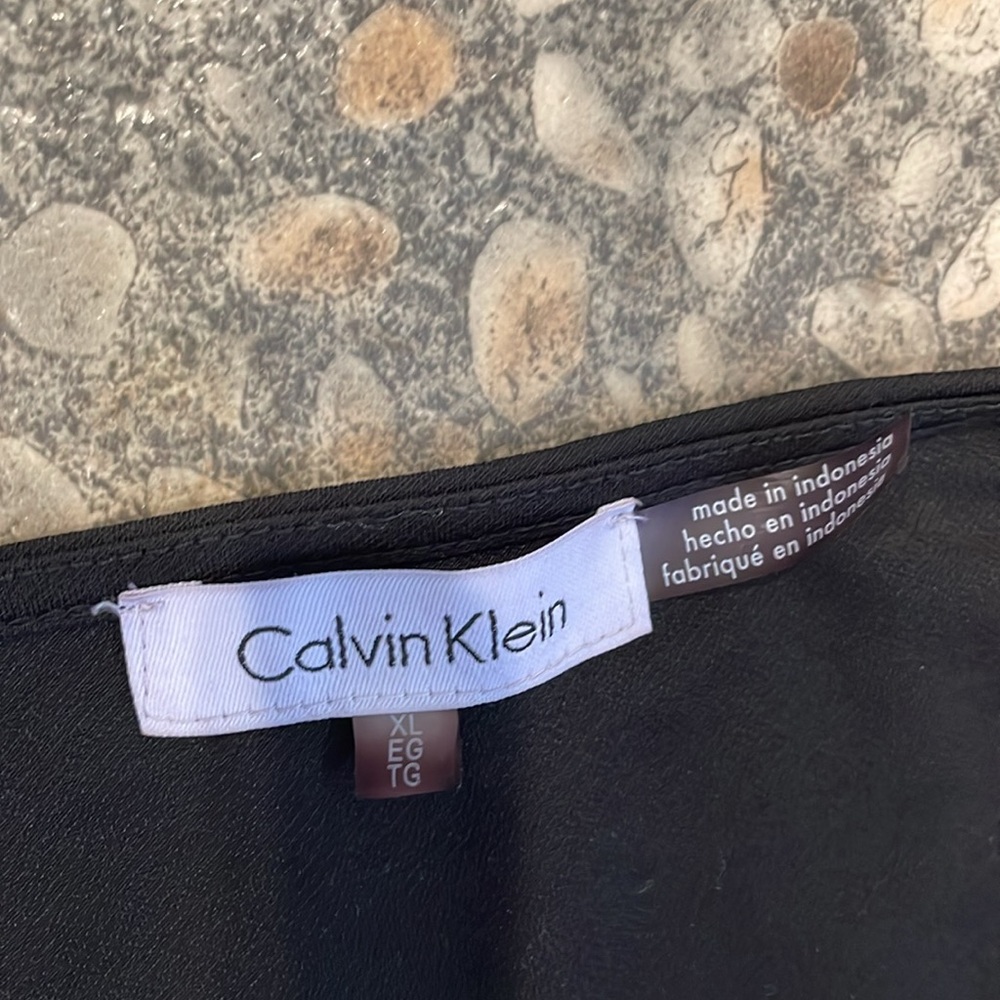 Professional Calvin Klein lace up tank - Picture 2 of 3